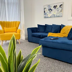 Hampton Blues 3br Entire Apartment